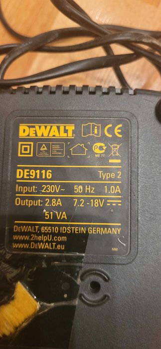 Зарядно устройство за винтоверт марка DEWALT