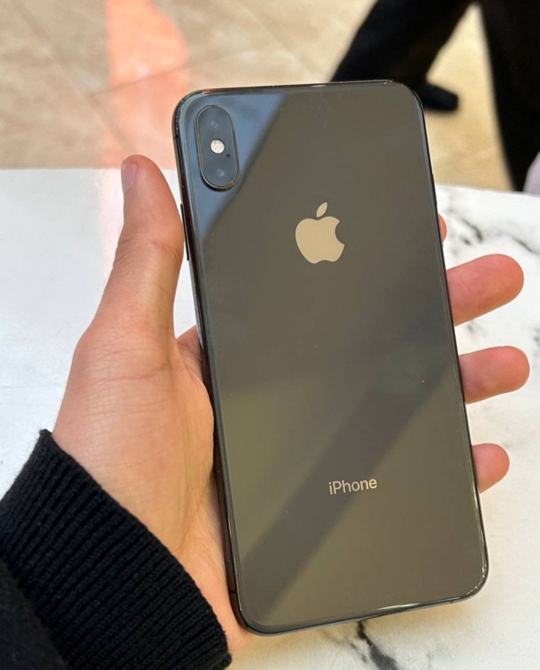 iPhone xs max 64 gb