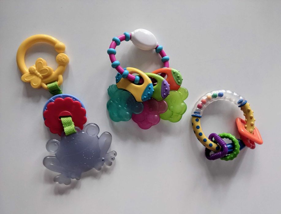 Бебешки и детски играчки и пъзели