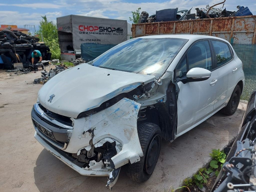 Timonerie Peugeot 208 2017 Hatchback 1.6 HDI DV6FE