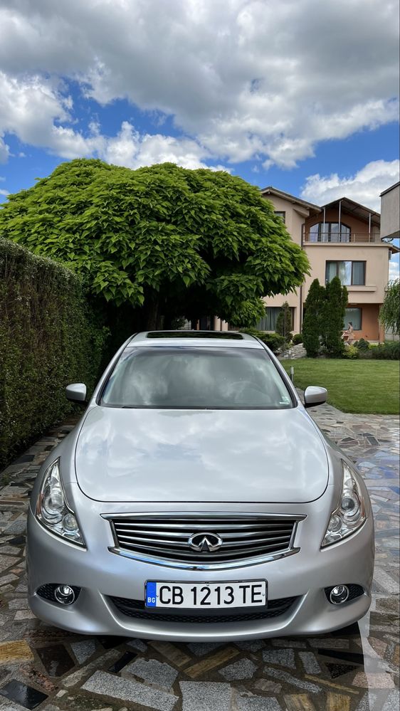 Продавам Infiniti G37x
