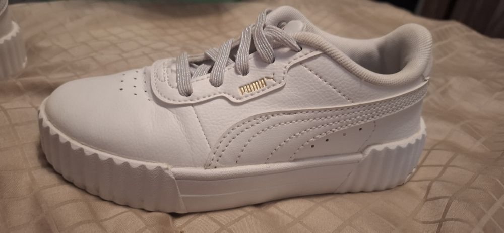 Маратонки Puma, Adidas