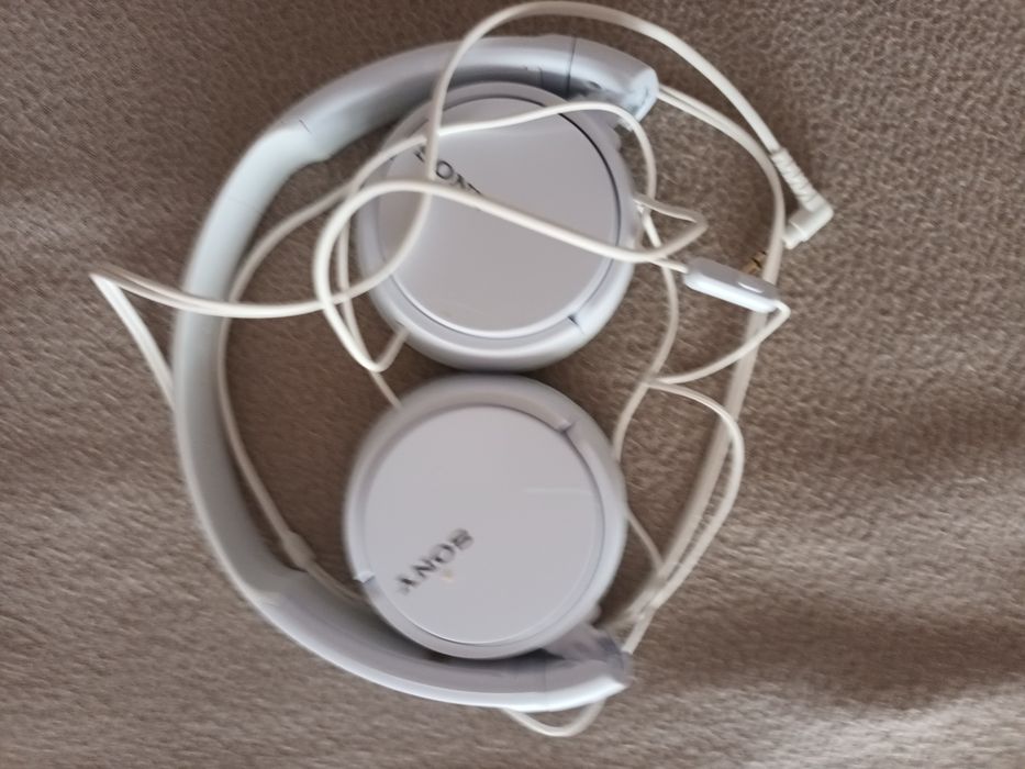 Căști Sony cu fir 50 ron