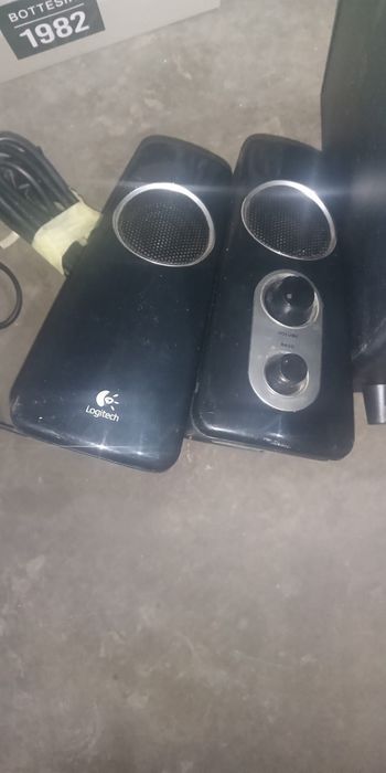 Sistem Logitech2.1