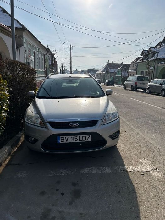 Ford Focus Ford Focus 2 Facelift Break 1.6 TDCi – 2010 – 109 CP – Întreținută