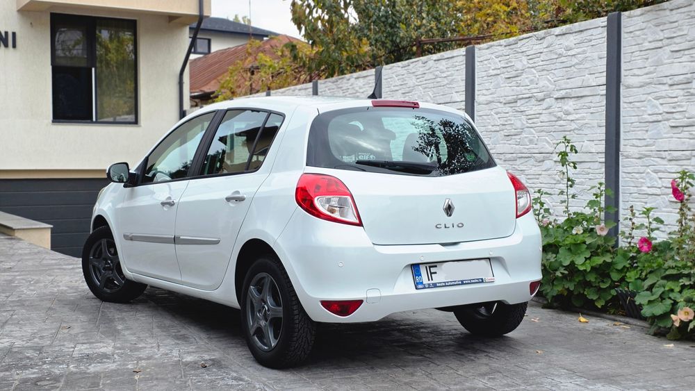 Renault Clio III Facelift (2010)- 108.000 KM