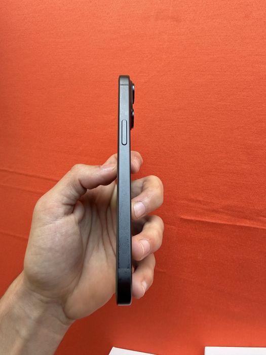 iPhone 15 128GB – Отлично състояние, 83% Battery Health