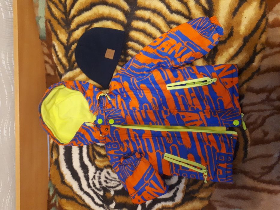 Куртки разные и одежда