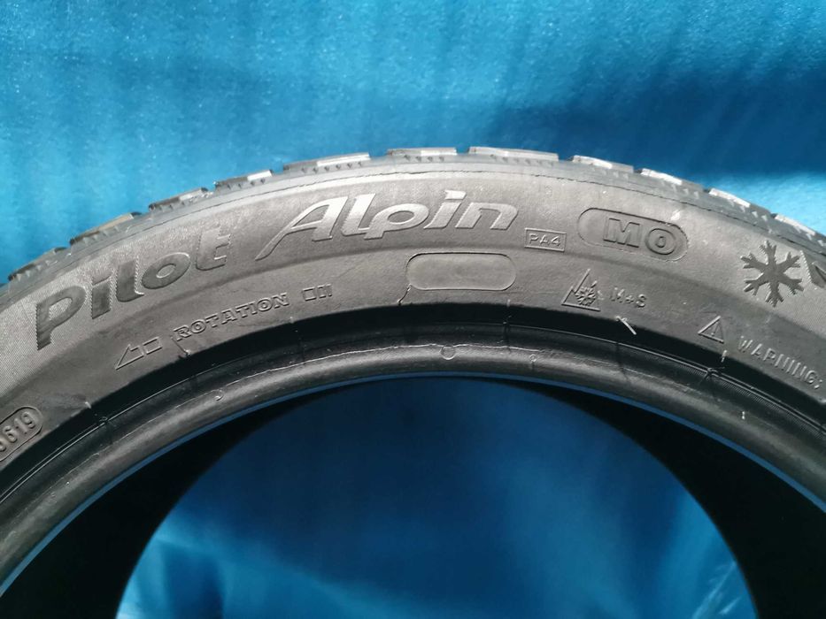 265 40 19 michelin m+s 2 buc