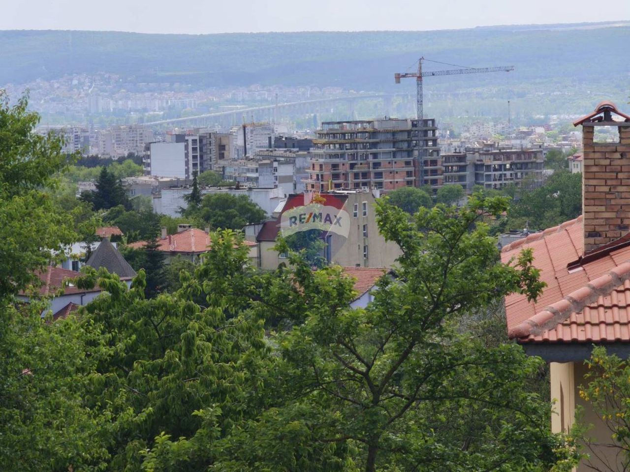 Продава се Парцел в Варна, Изгрев - 890 кв.м за 76 €/кв.м - Снимка #3