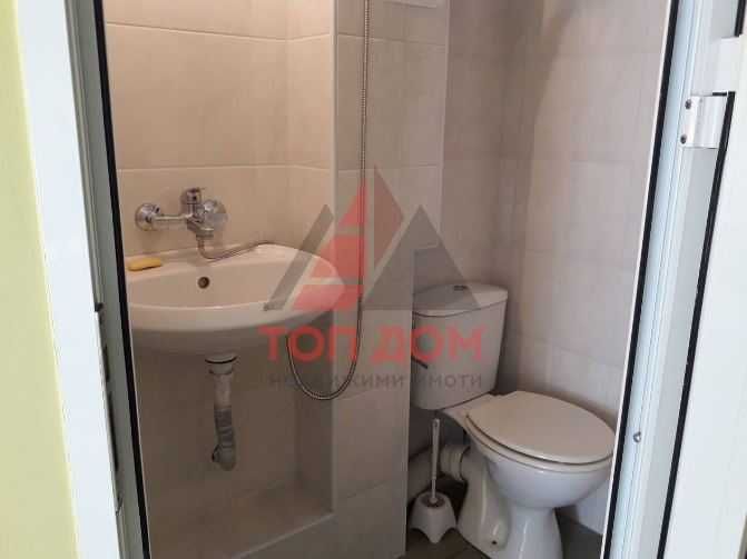 Дава се под наем Ателие в Варна, ЖП Гара - 40 кв.м за 382.5 € - Снимка #6
