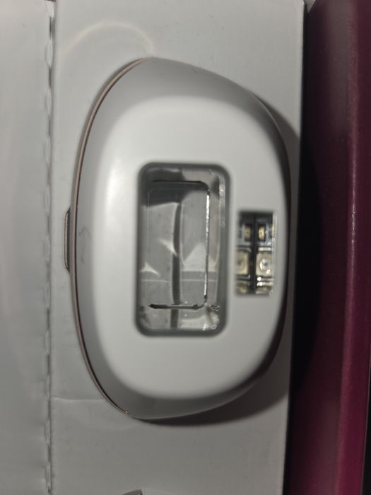 Фотоепилатор Philips Lume SC1998/00