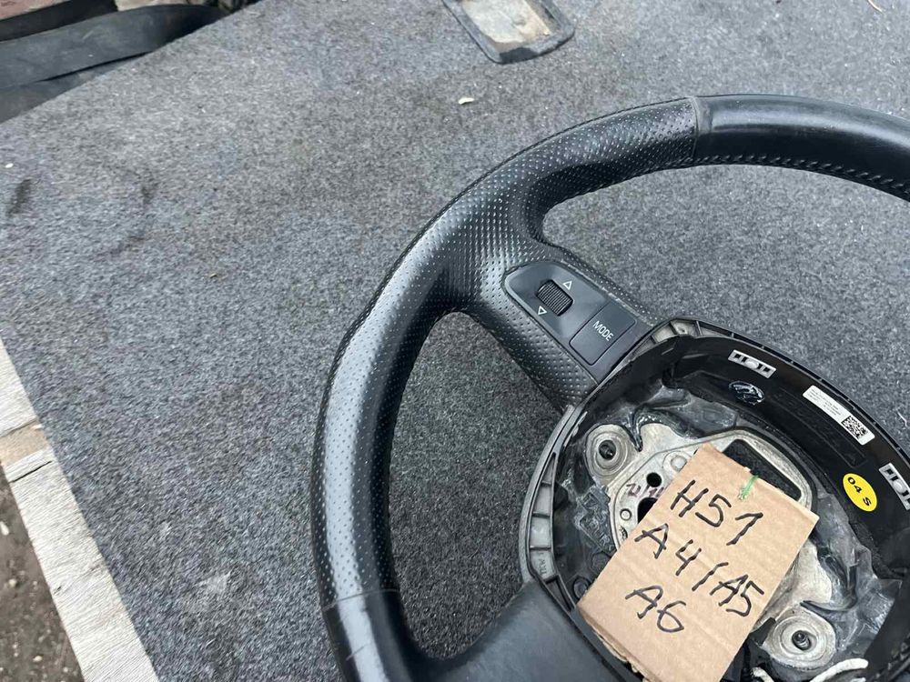 TOP! Волан Audi A5 А4 А6 волан и мулти бутони 8K 4F ном 51 Ауди