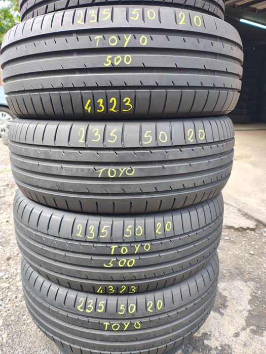 235 50 20 Toyo noi 4323