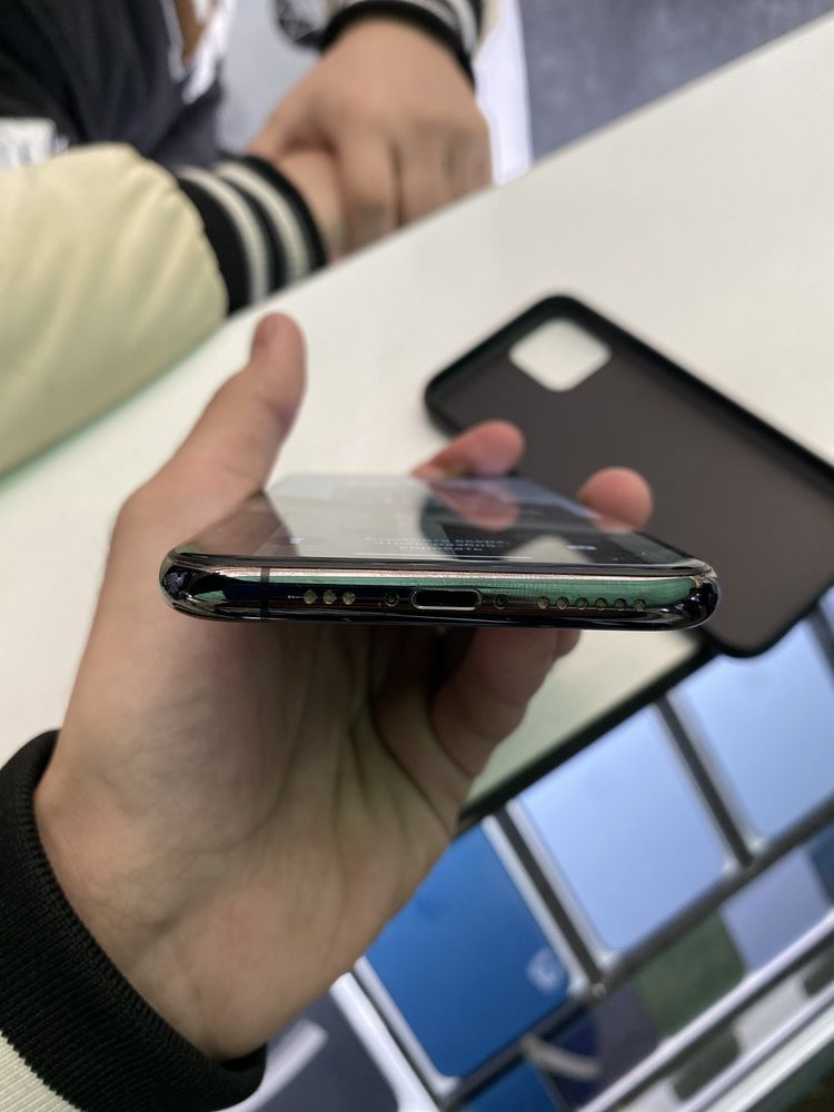 Iphone 11 pro black