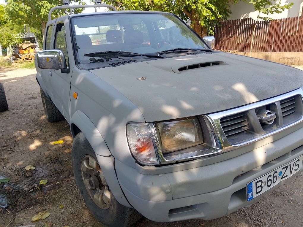 Nissan Navara 4x4 2.5 an 2ooo