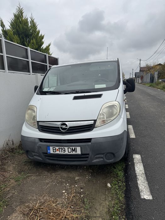 Opel Vivaro 2011