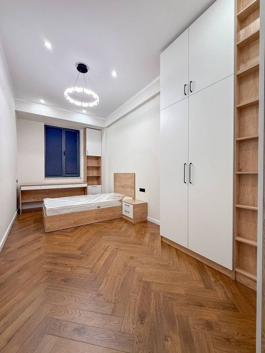 Квартира продается 3/8/8 на жк Edison