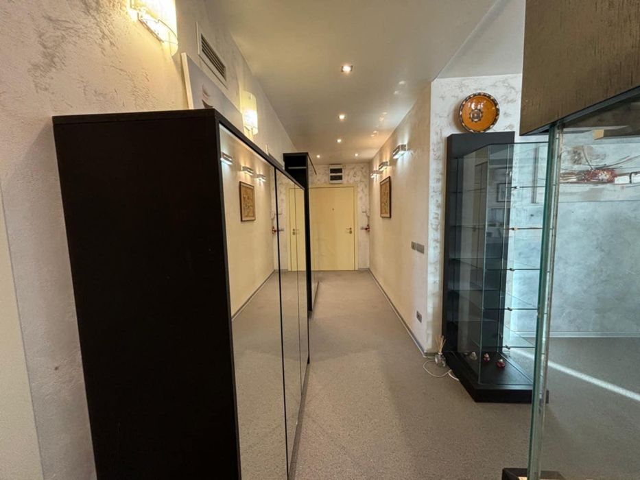 Дава се под наем Тристаен апартамент в София, Манастирски ливади - 180 кв.м за 1175 € - Снимка #8