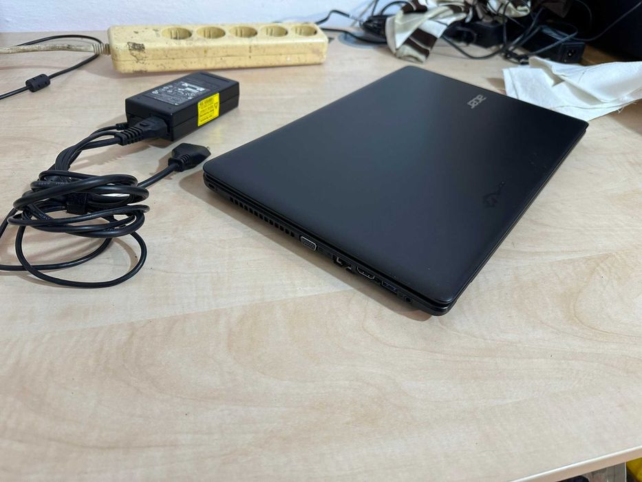 laptop acer aspire e1-570g inte core i3 gen 3 8gb ram SSD Samsung 250g