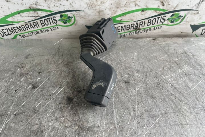 Maneta semnalizare Opel Corsa C