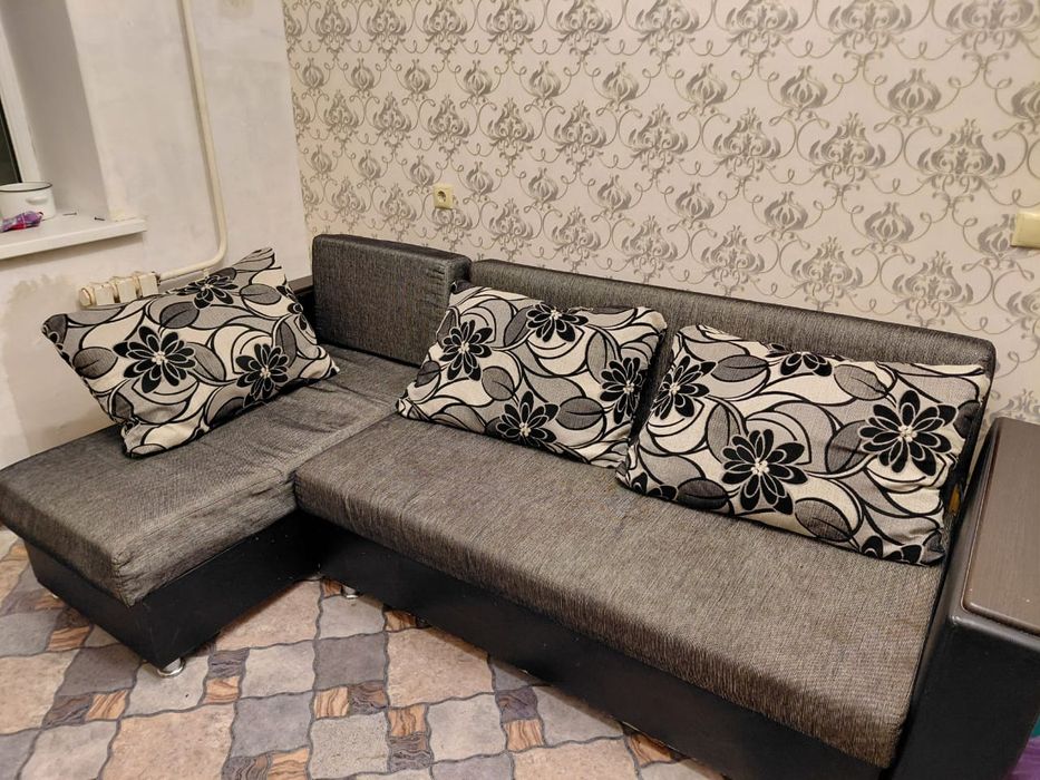 Продам угловой диван