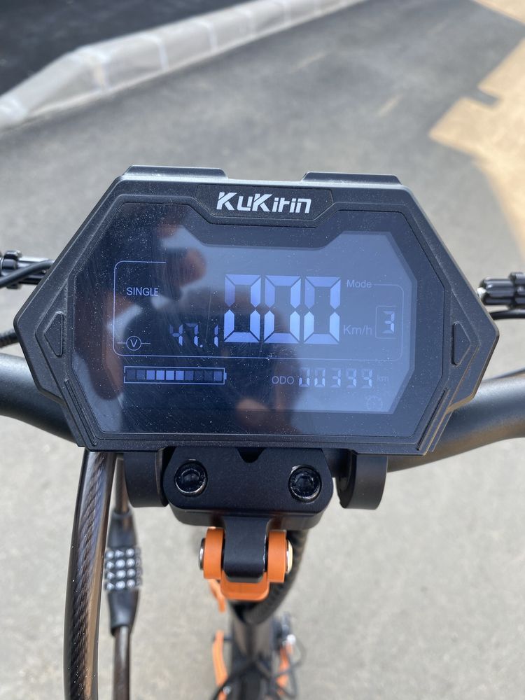 Vând trotinetă electrică kukirin g2 pro