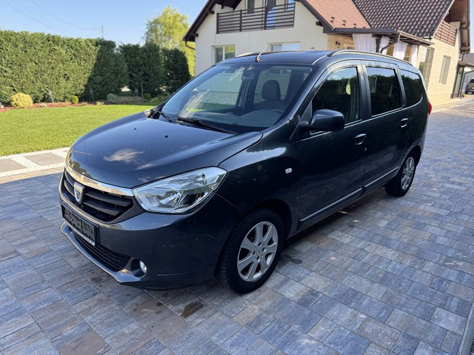 Dacia Lodgy 1.5 diesel/an2012/5 locuri/Aer Conditionat/recent adus