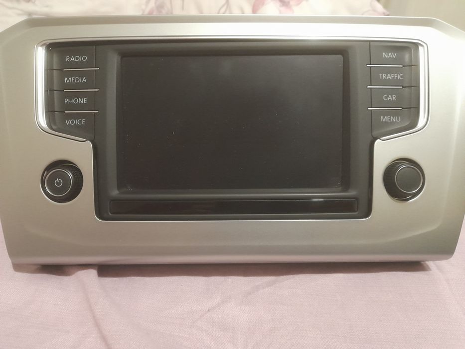 Display navigație originală touch Ww Passat b8, Golf  7 stare perfecta