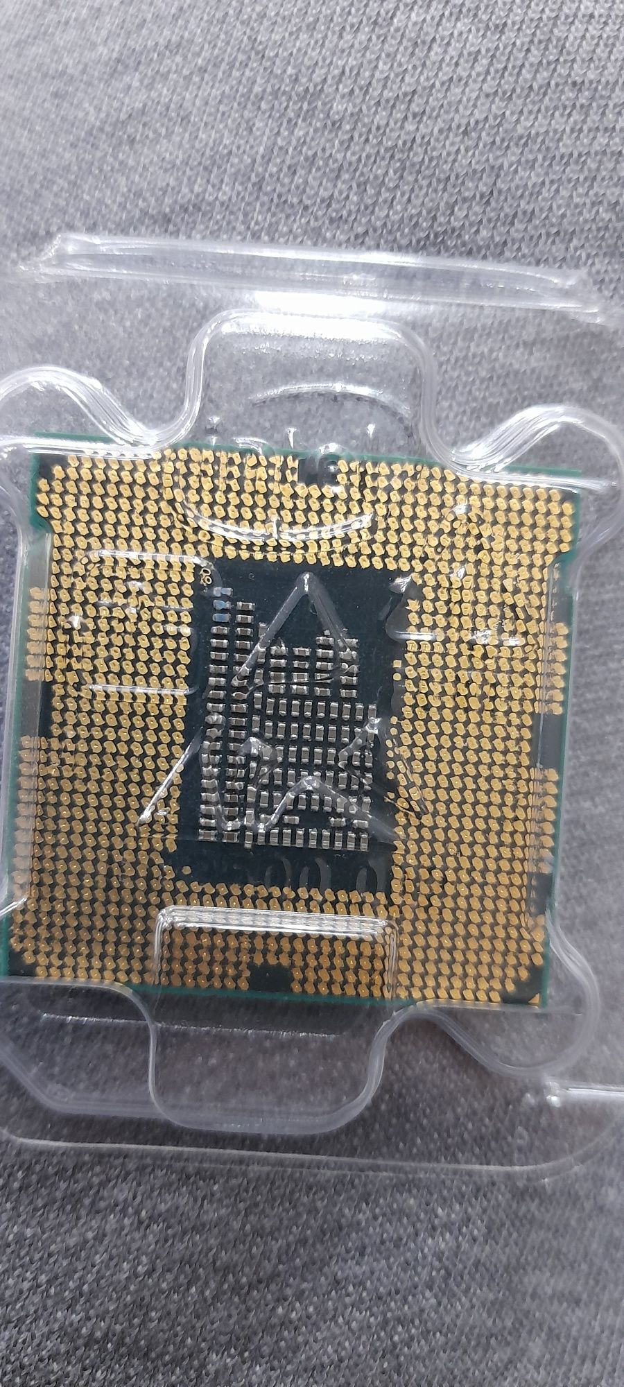 Процессор Intel Core i3-2100: