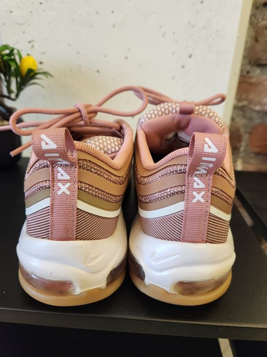 Два чифта Найк Nike Air Max 38.5