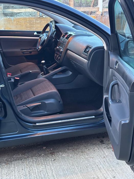 Vand Volkswagen Golf 5 1.6 Mpi fab 2007 Model GOAL Import Germania