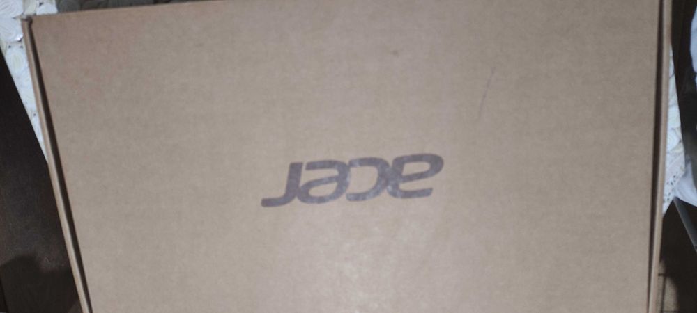 Нов лаптоп Acer неизползван