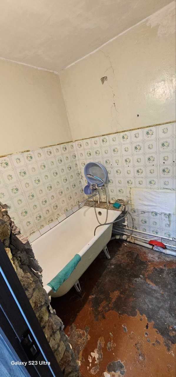 Chirchiq shaharda 2 xonali kvartira sotiladi