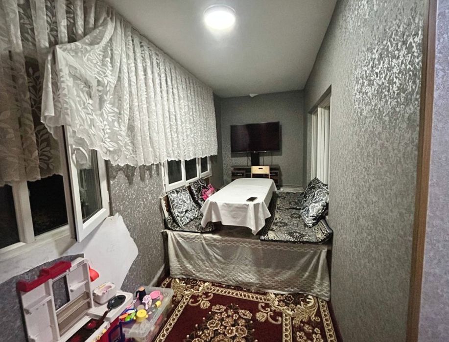 Юнусабад 5, 3/3/5 УлУчШеНкА Неторец Балкон 6*2 Неторец Хороший Ремонт