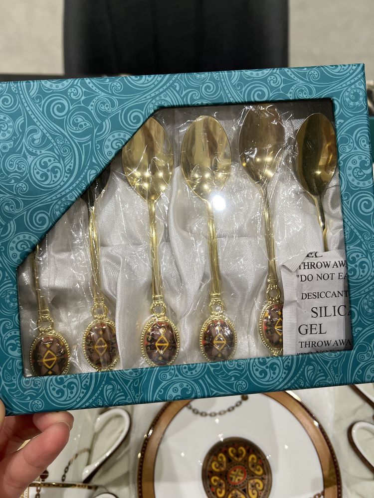 Чайные сервиз на 6 персон