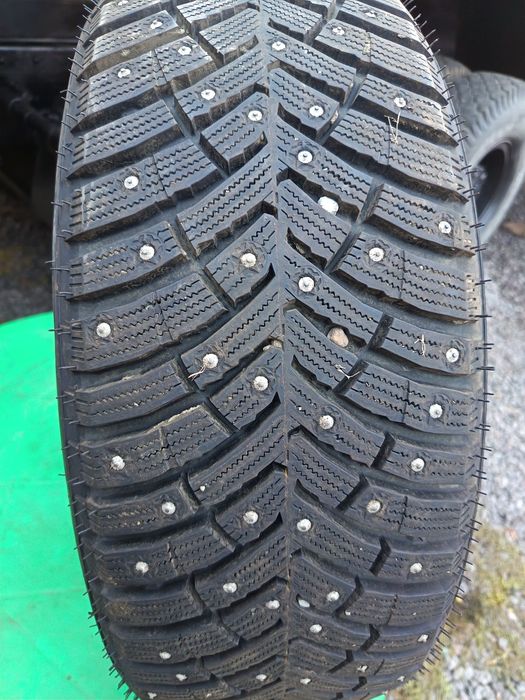 Продам зимние шины