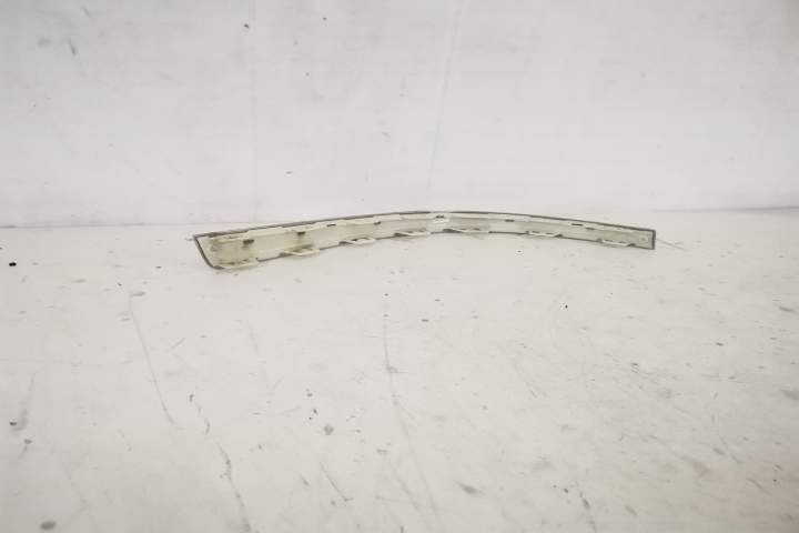 Ornament Crom Dreapta Bara Spate Original In Stare Buna Bentley  Benta