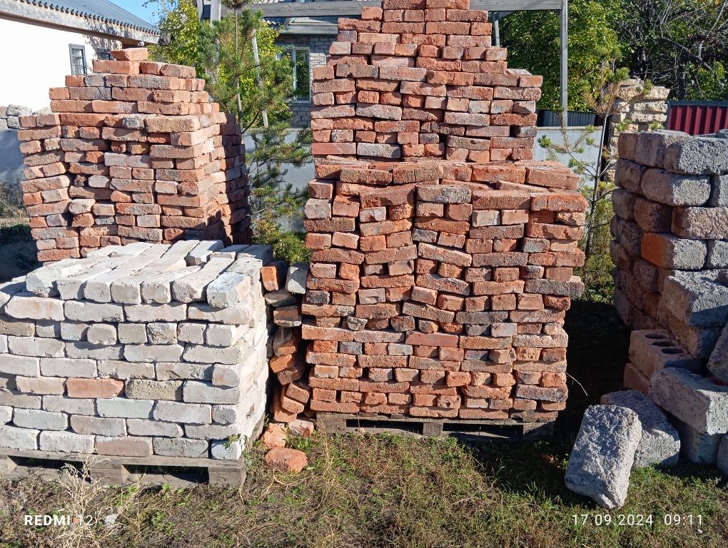 Продам кирпич  б/у