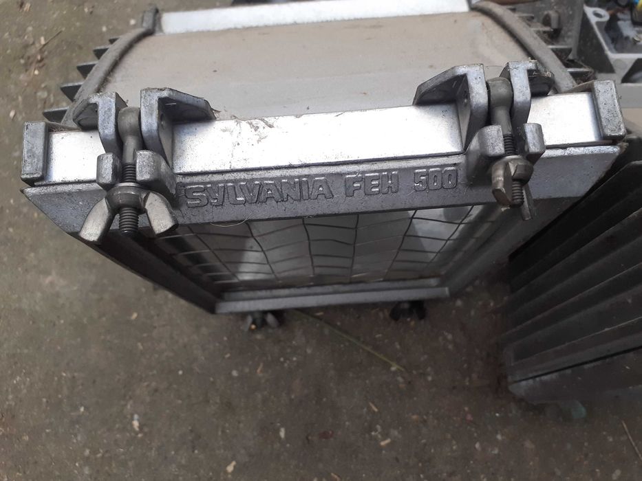 vand set proiectoare pt exterior Sylvania FEH 500