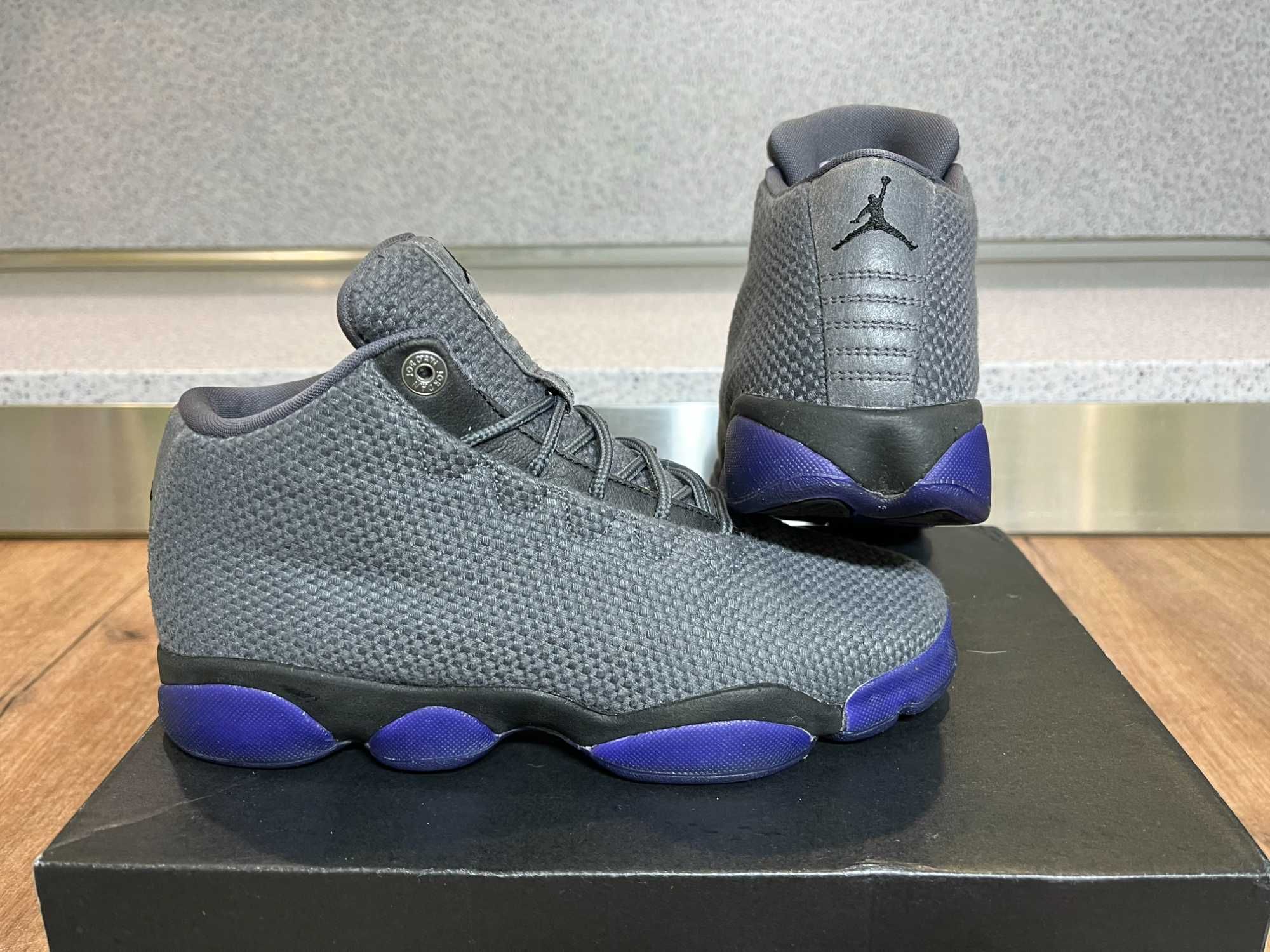 ОРИГИНАЛНИ *** Jordan Horizon Low Bg  Dark Grey/Black/Concord