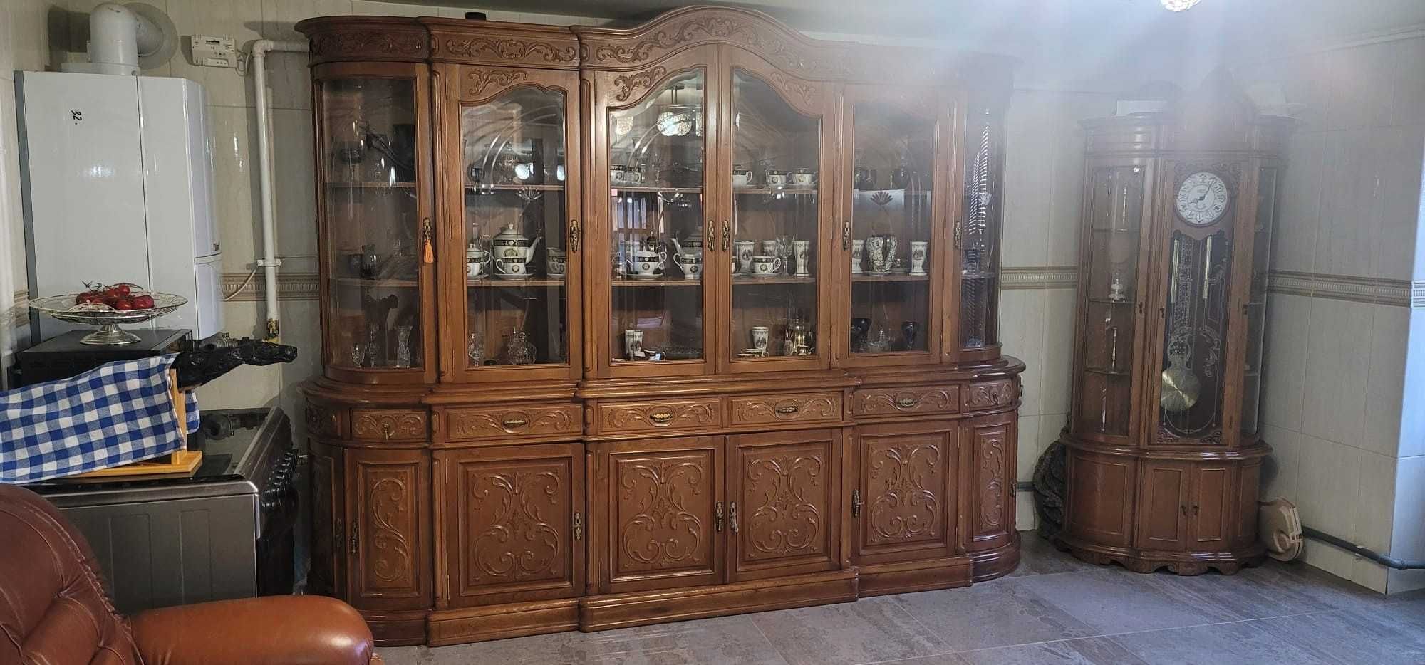 Set mobilier din lemn masiv Vitrina Sufragerie si dining