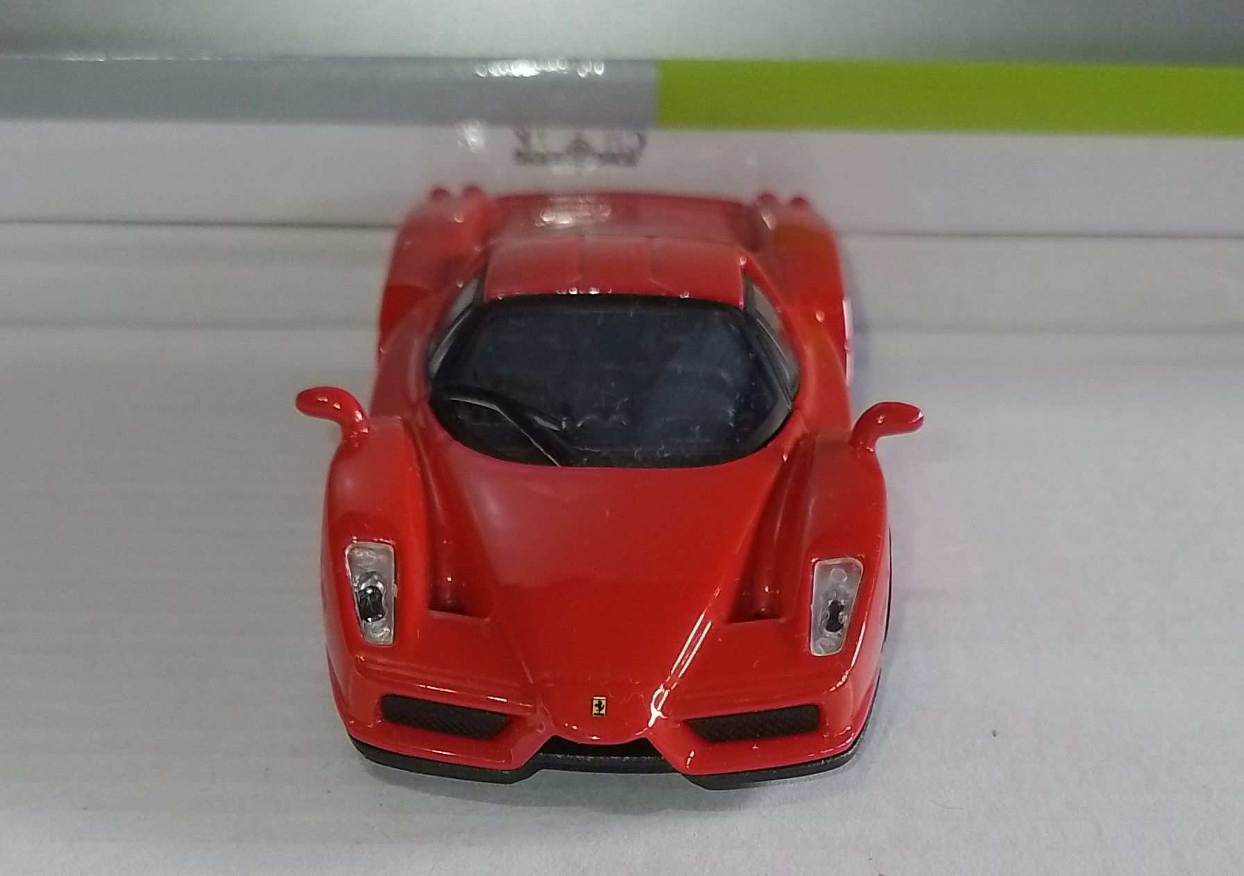 Ferrari Enzo, мащаб 1/43