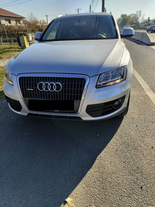 Vand Audi Q5 2011