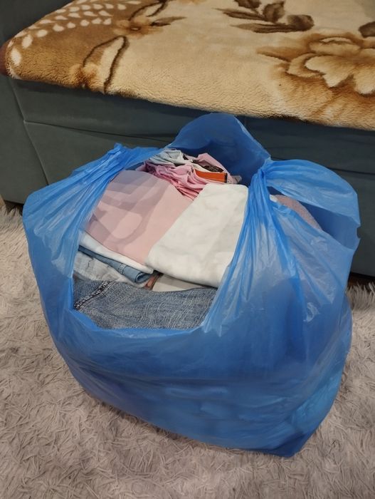 Отдам детские вещи