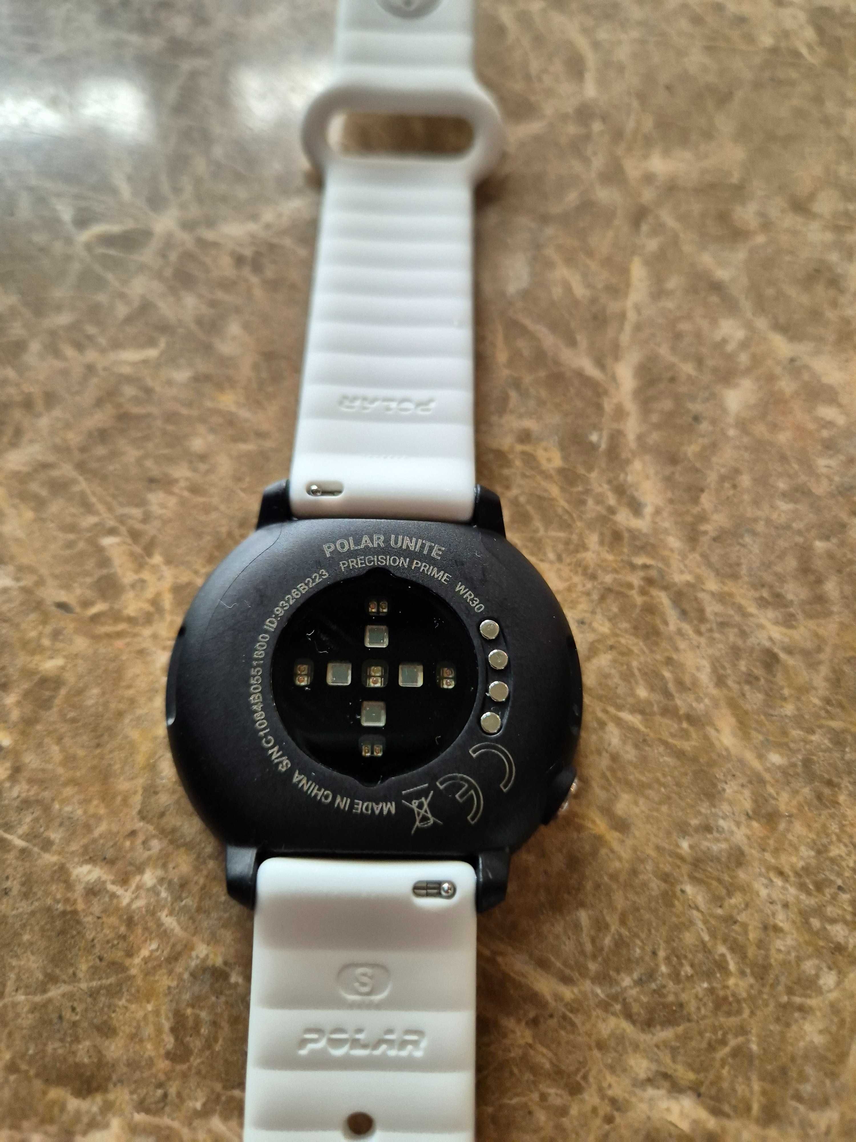 Polar Часовник Unite Fitness Watch