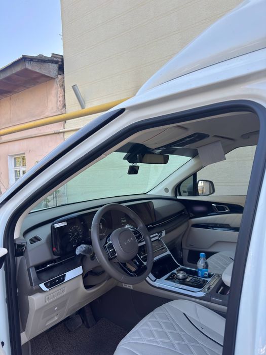 карнивал 2023 года хайлимузин