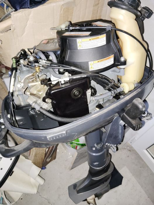 Vând motor Yamaha