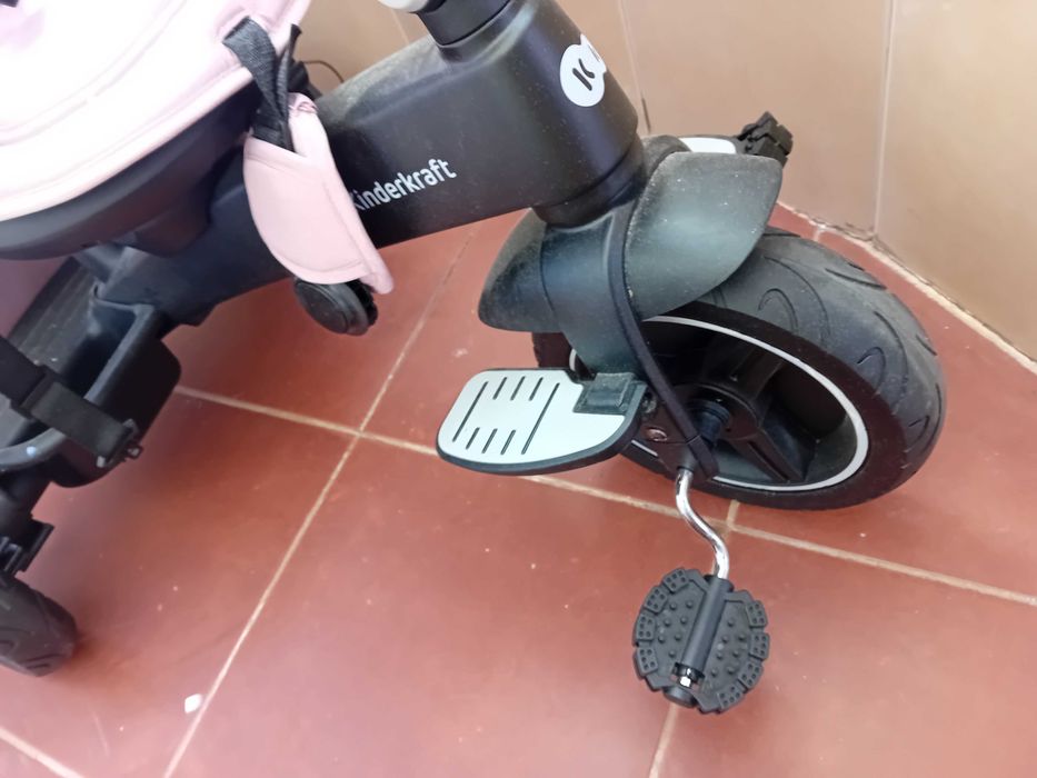 Tricicleta kinderkraft  stroller ptr copii peste 1an, din 2025