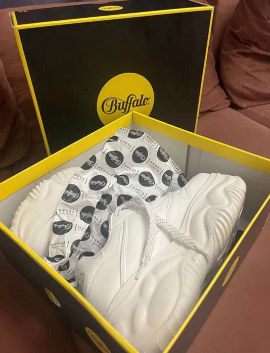 Buffalo маратонки 41 размер